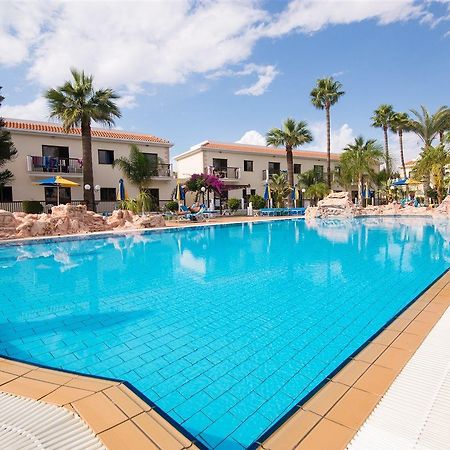 Loutsiana Deluxe Apts Ayia Napa Exteriör bild