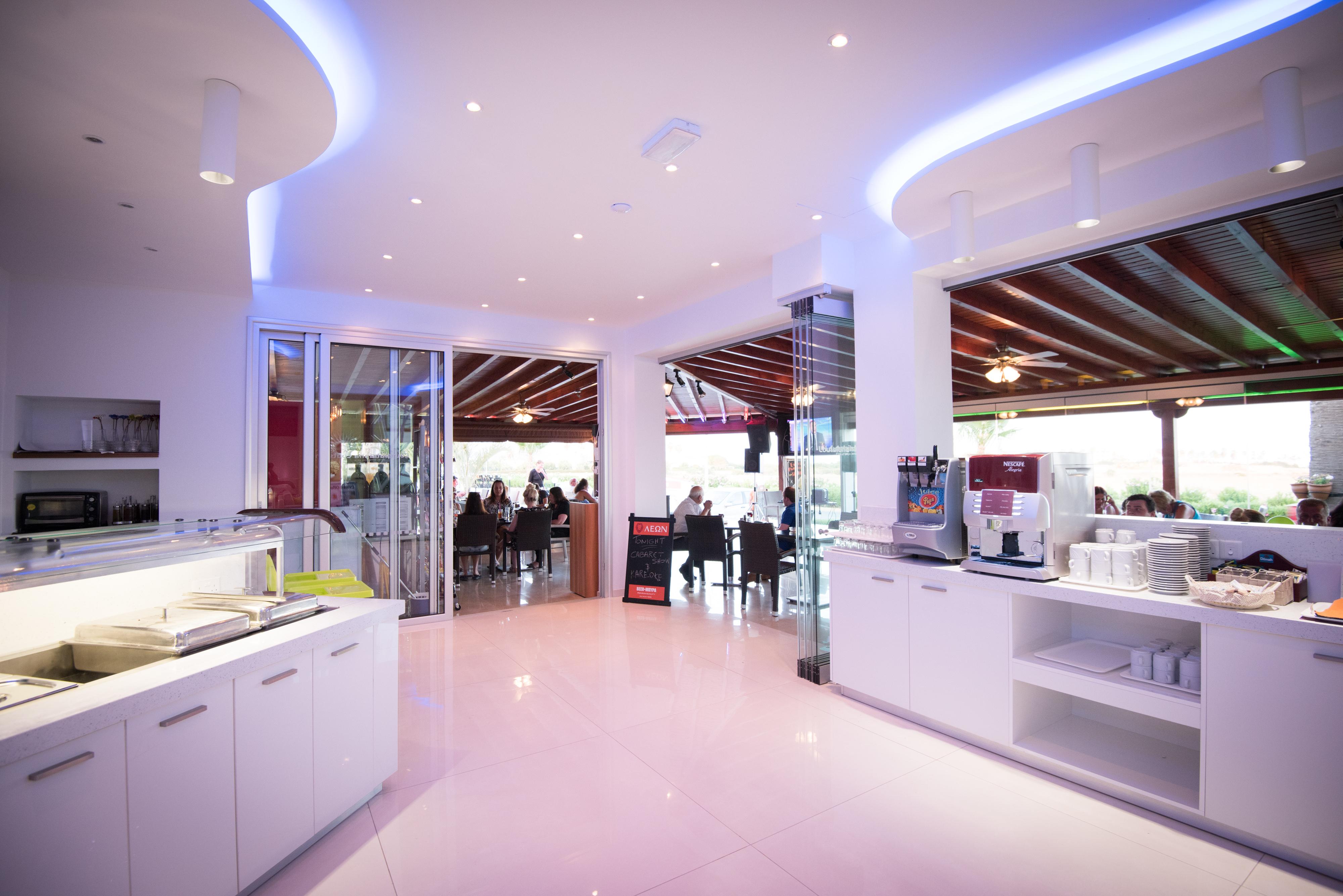 Loutsiana Deluxe Apts Ayia Napa Exteriör bild