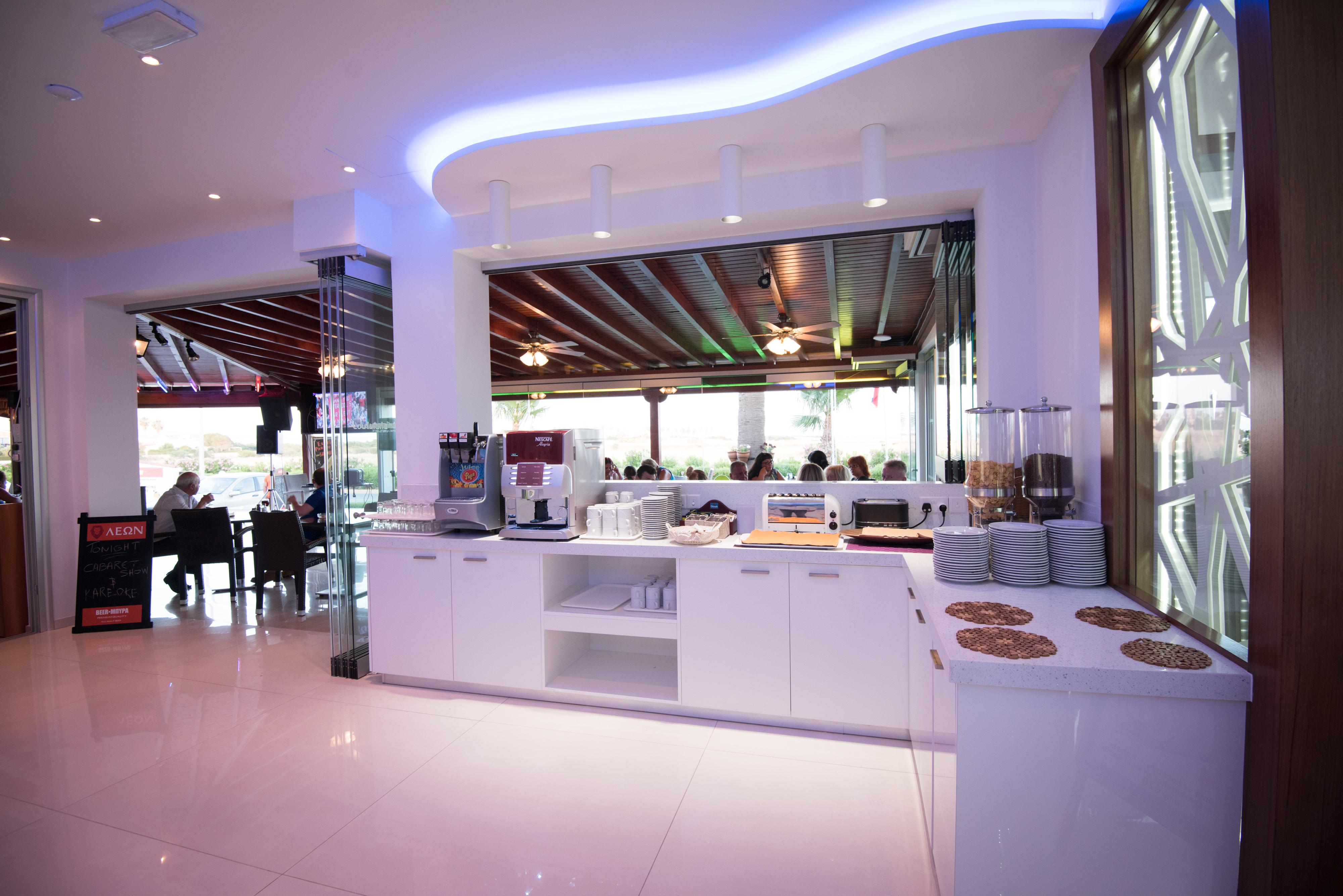 Loutsiana Deluxe Apts Ayia Napa Exteriör bild