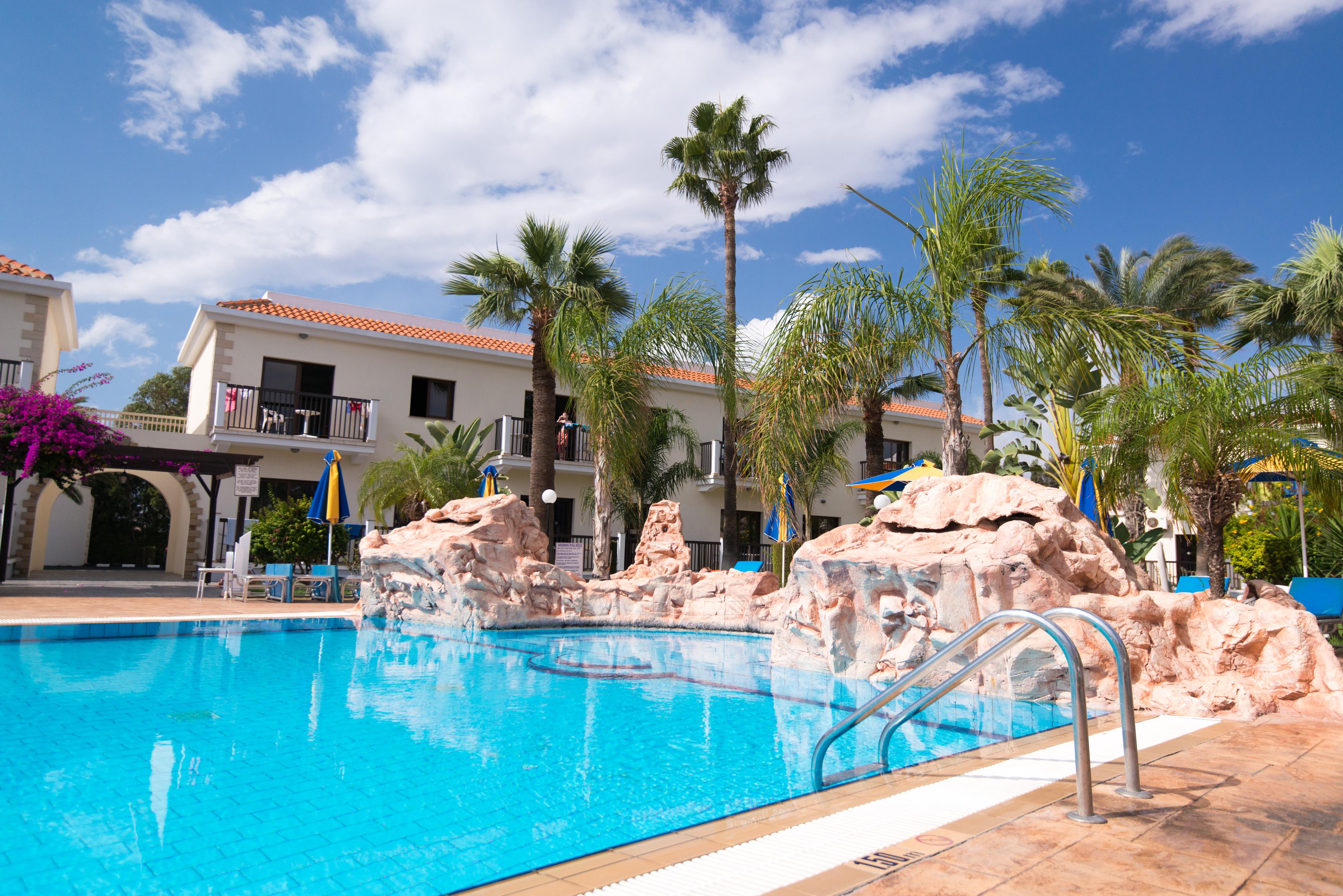 Loutsiana Deluxe Apts Ayia Napa Exteriör bild