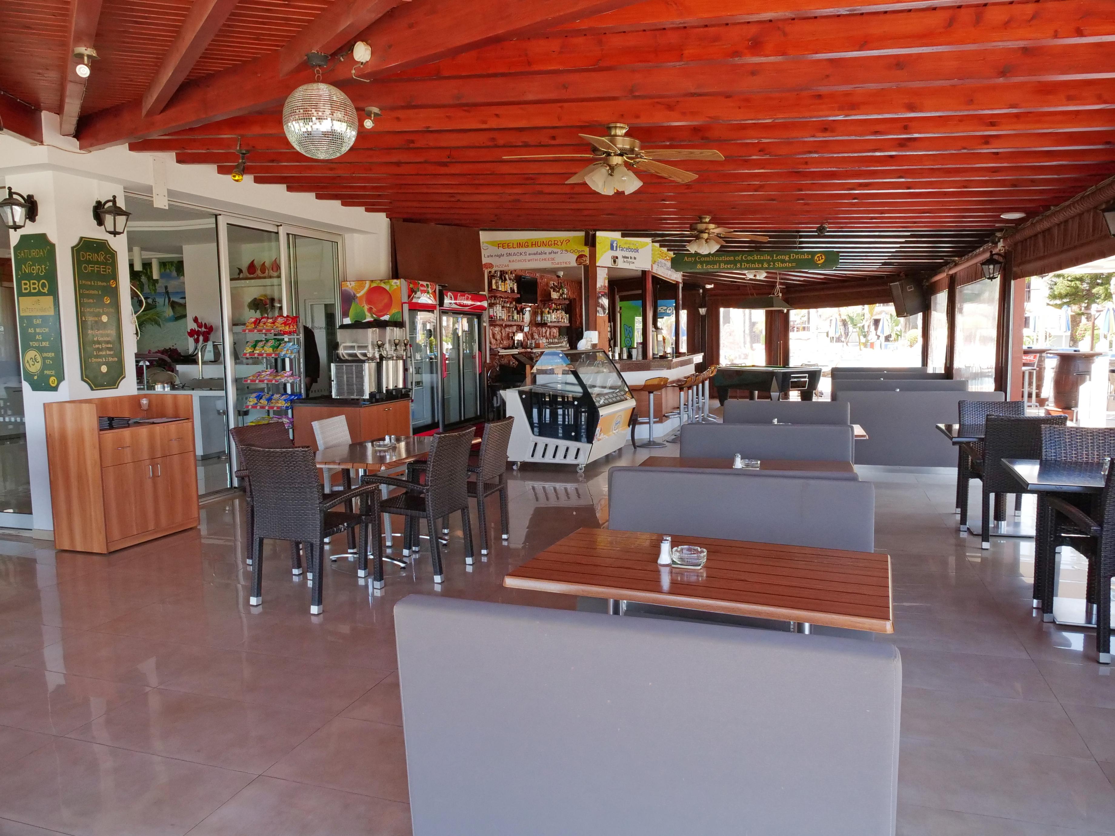 Loutsiana Deluxe Apts Ayia Napa Exteriör bild