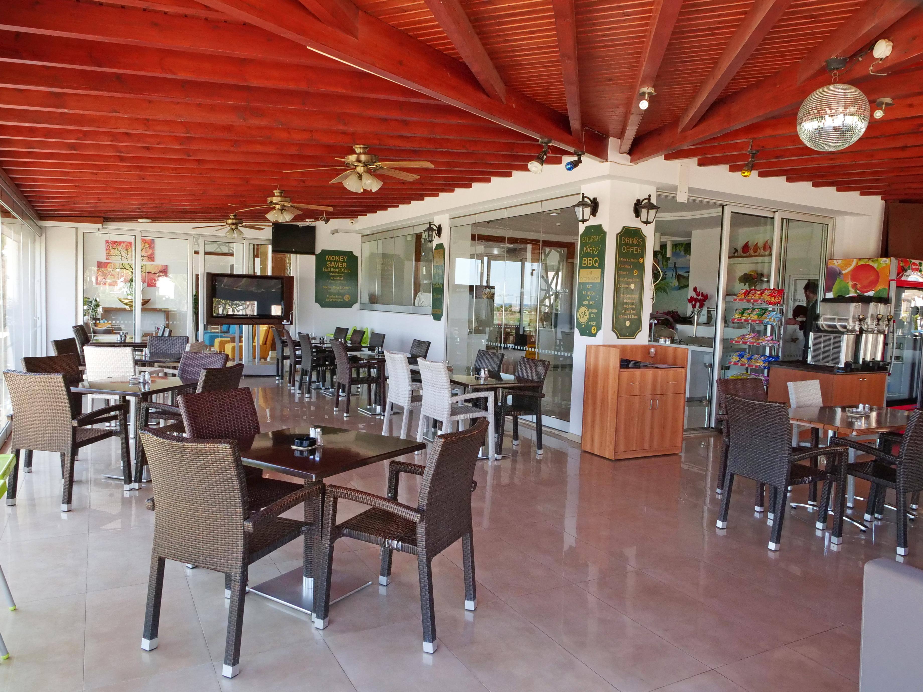 Loutsiana Deluxe Apts Ayia Napa Exteriör bild
