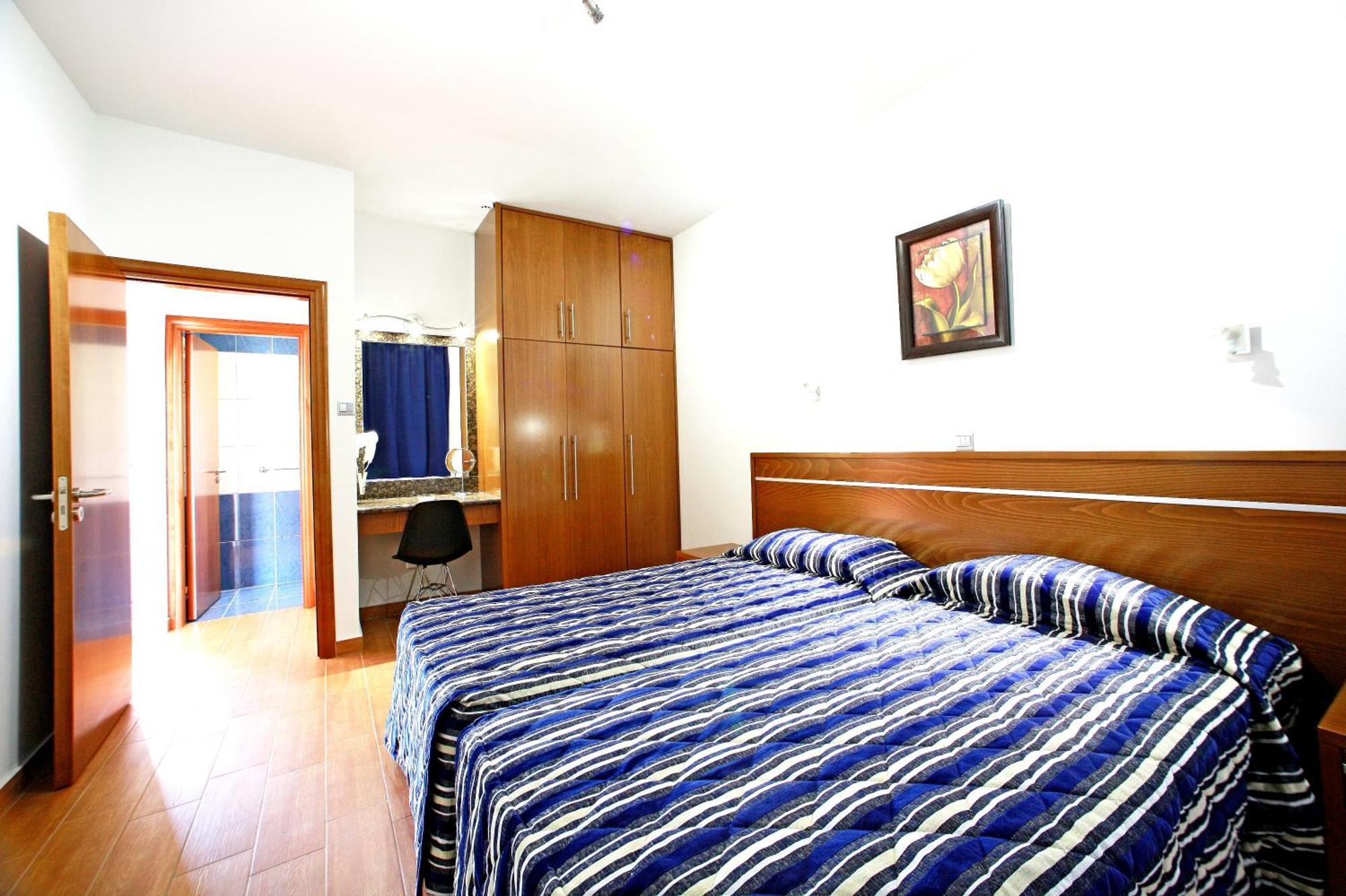 Loutsiana Deluxe Apts Ayia Napa Exteriör bild