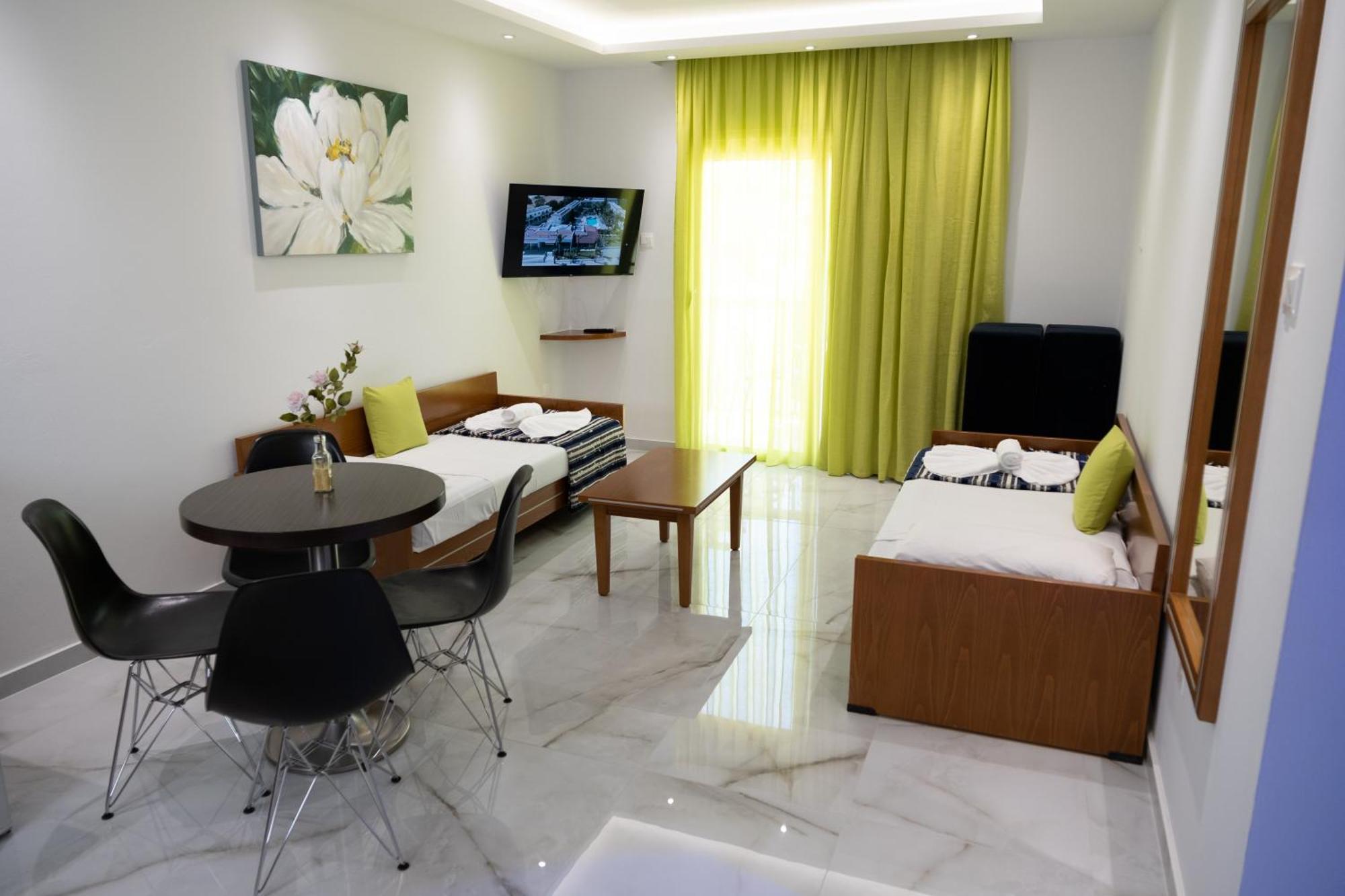Loutsiana Deluxe Apts Ayia Napa Exteriör bild