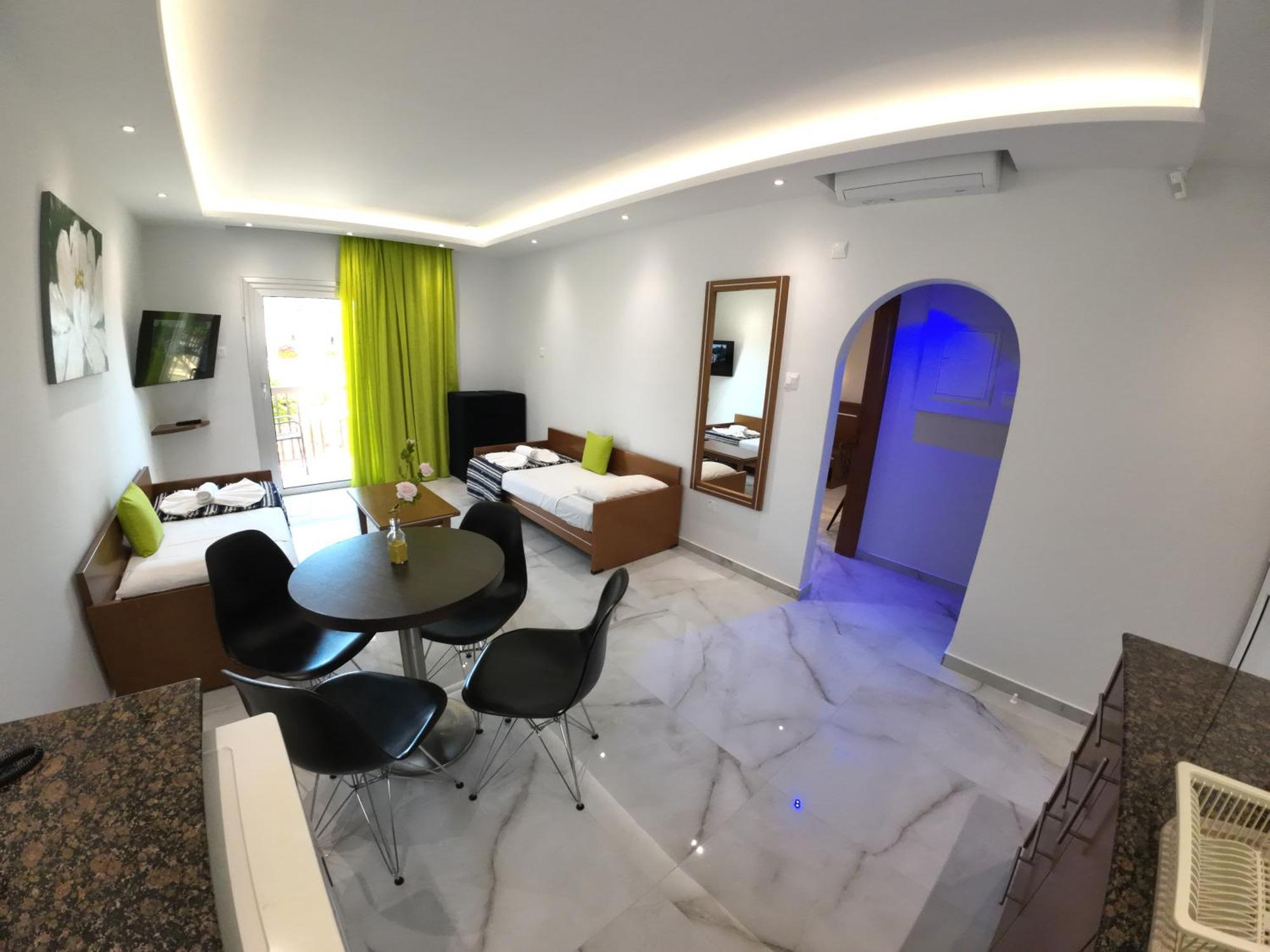Loutsiana Deluxe Apts Ayia Napa Exteriör bild
